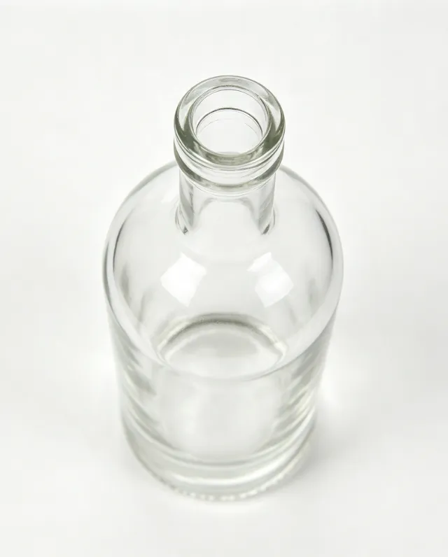 700ml empty whiskey glass bottle, clear round spirits bottle flat mouth