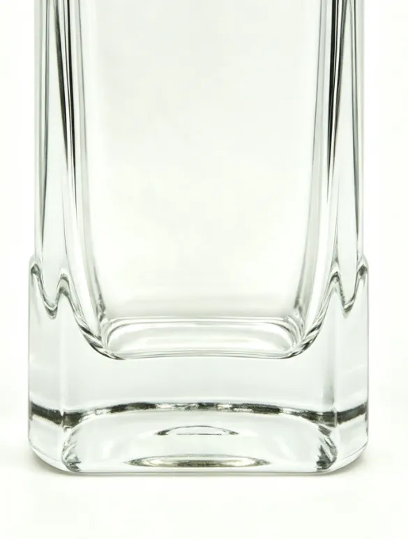 750ml Square Flat Mouth Thread-Free Whiskey Glass Bottle