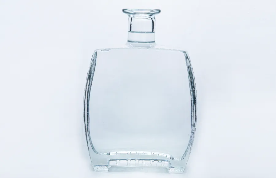 premium whisky packaging