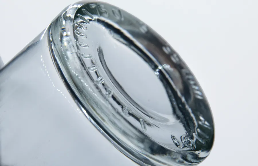 vodka bottle supplier