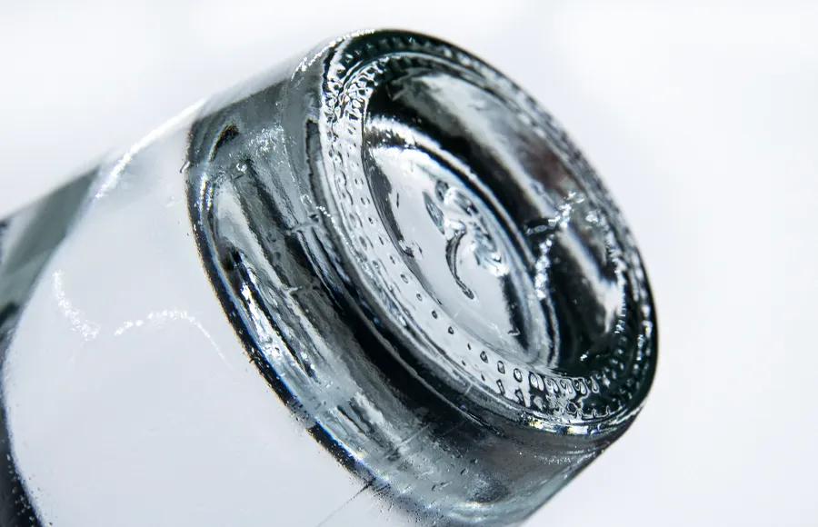 glass spirits packaging