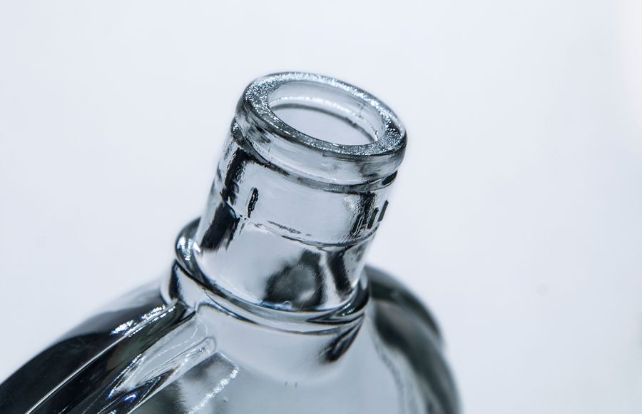 heavy base brandy decanter