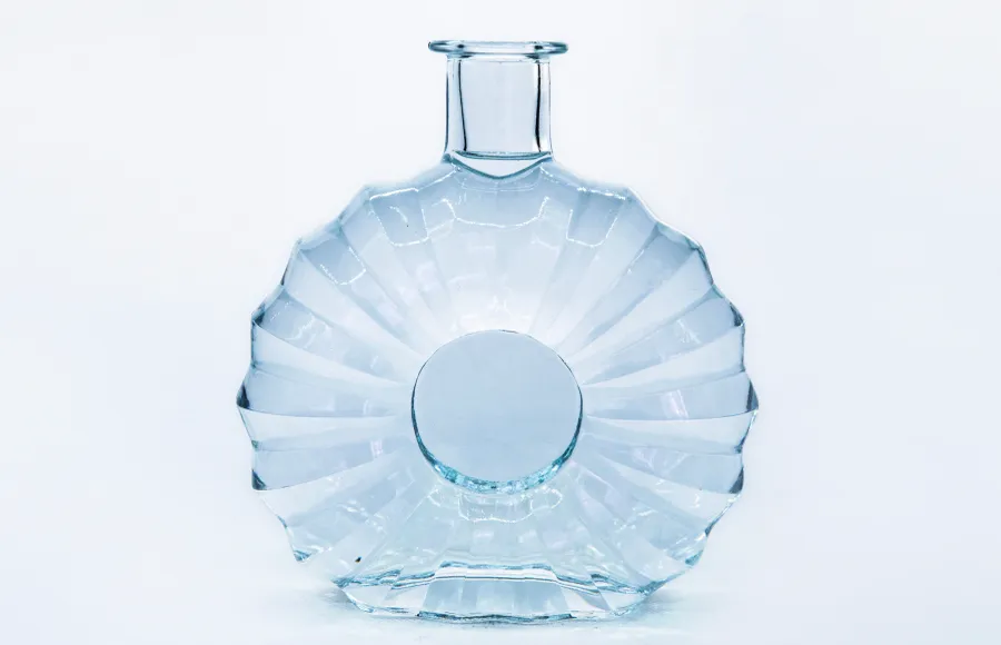 custom whisky bottle