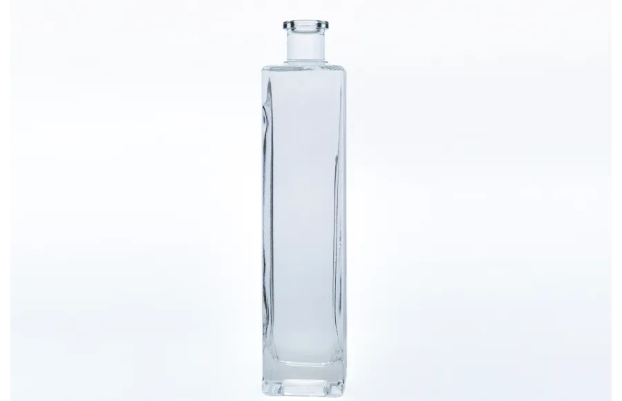 gin bottle with botanicals